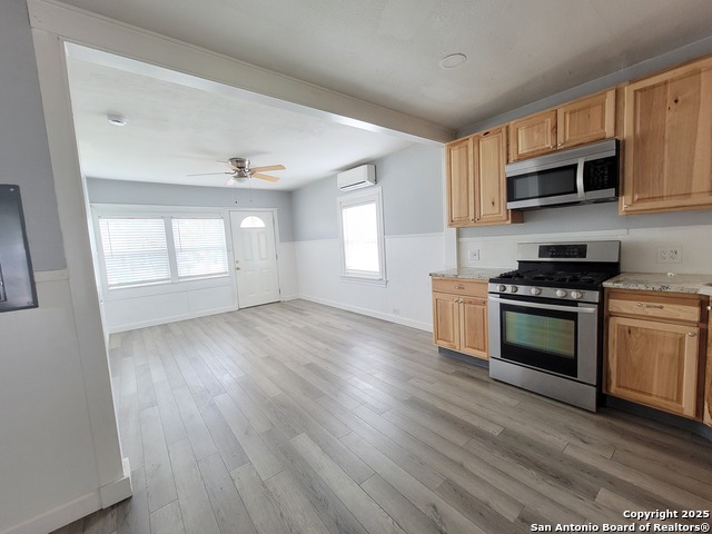 Image 4 of 11 For 2227 Olmos  