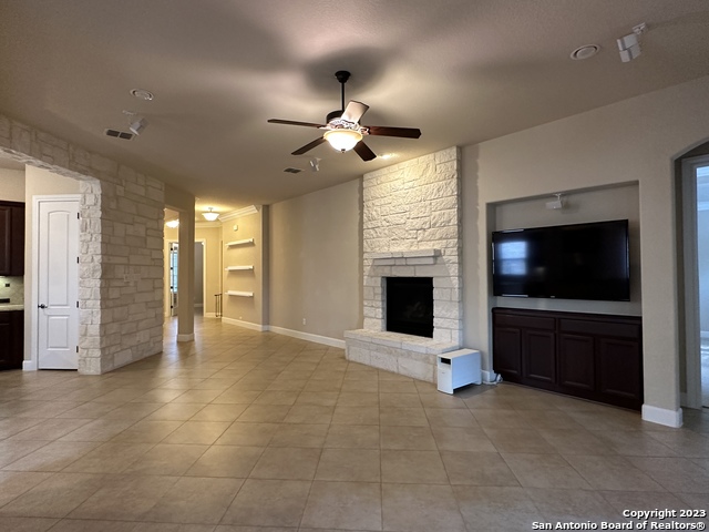 Image 11 of 20 For 18631 Canoe Brook