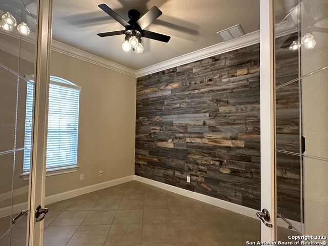 Image 3 of 20 For 18631 Canoe Brook