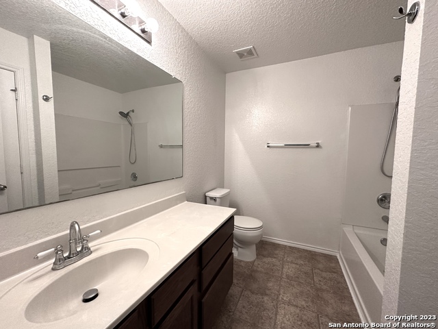 Image 14 of 23 For 6038 Valparaiso Way