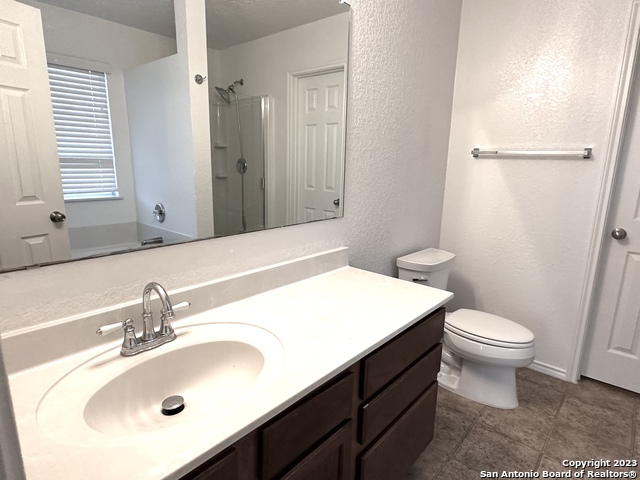 Image 18 of 23 For 6038 Valparaiso Way