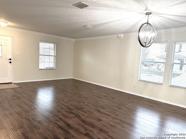 Image 4 of 23 For 6038 Valparaiso Way