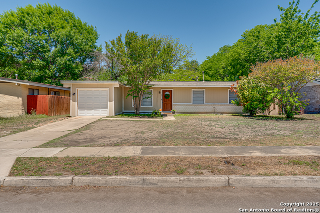 Image 2 of 34 For 5011 Village Lawn