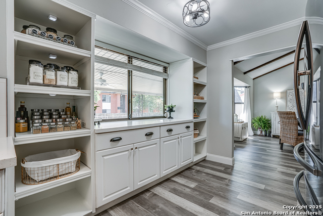 Image 13 of 42 For 1208 Colony Dr