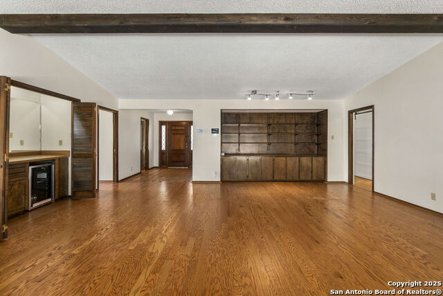 Image 11 of 37 For 2519 Silver Ridge