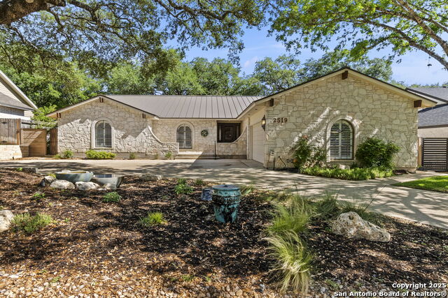Image 3 of 37 For 2519 Silver Ridge