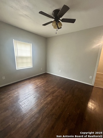 Image 8 of 15 For 1336 Ridgewood Court W 1