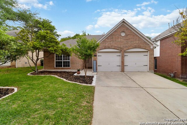 Listing photo id 0 for 8843 Brae Crest Dr