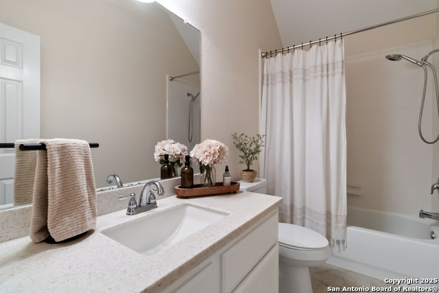 Listing photo id 20 for 8843 Brae Crest Dr