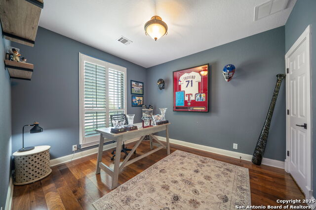 Listing photo id 8 for 17707 Maui Sands