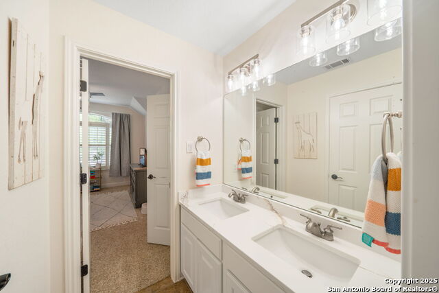 Listing photo id 32 for 17707 Maui Sands