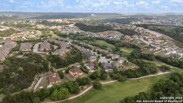 Listing photo id 2 for 17707 Maui Sands