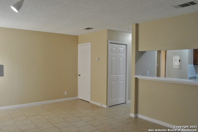 Image 10 of 18 For 7528 Windsor Oaks