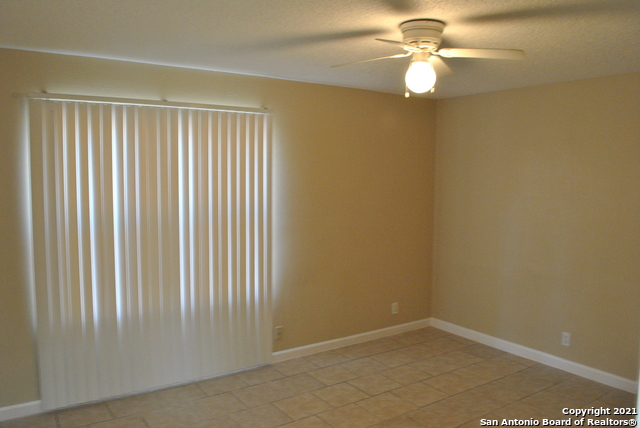 Image 12 of 18 For 7528 Windsor Oaks