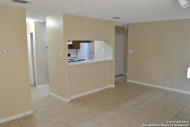 Image 5 of 18 For 7528 Windsor Oaks