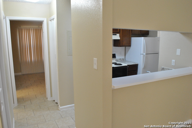 Image 9 of 18 For 7528 Windsor Oaks