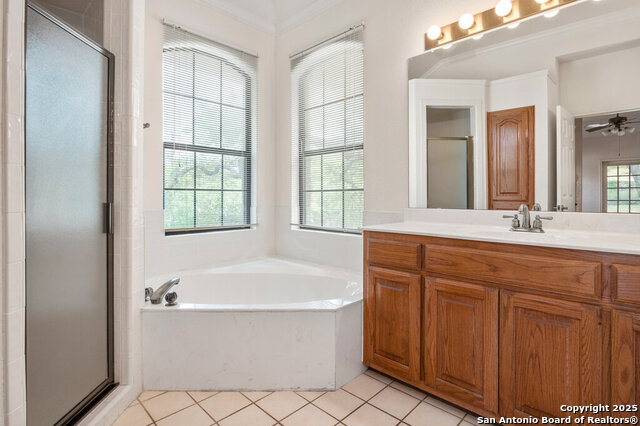 Image 19 of 41 For 26309 Glenrose Rd S