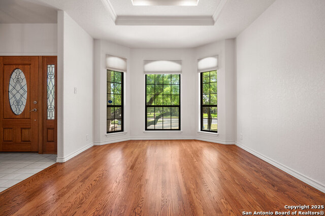 Image 4 of 41 For 26309 Glenrose Rd S