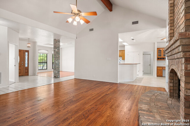 Image 8 of 41 For 26309 Glenrose Rd S