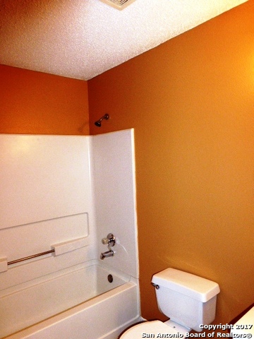 Image 7 of 17 For 6854 Cape Meadow Dr