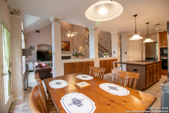 Image 13 of 31 For 511 Mesa Rdg