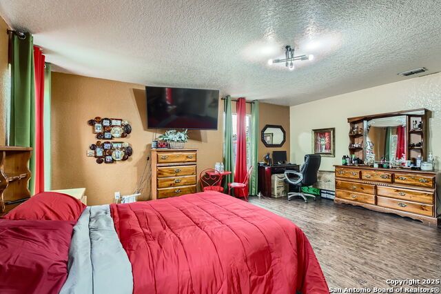 Image 18 of 27 For 5402 Palamon Farm