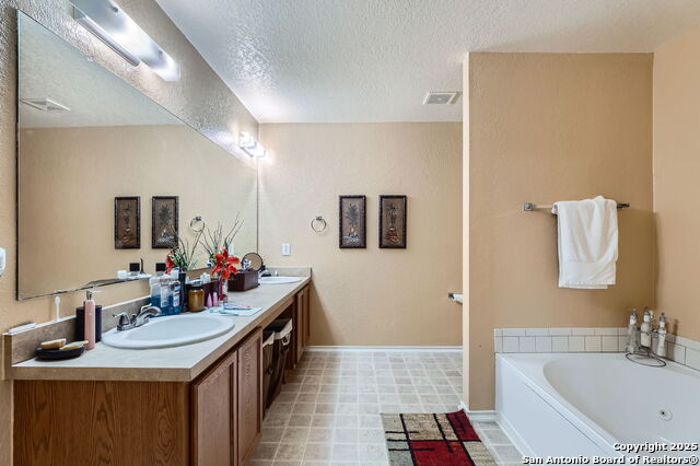 Image 19 of 27 For 5402 Palamon Farm
