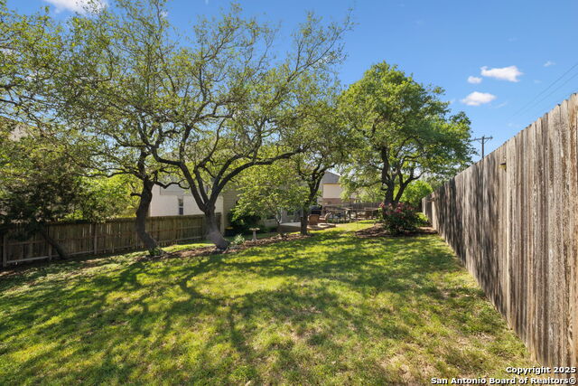 Image 45 of 49 For 1026 Tumbling Oaks