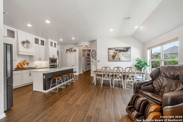 Image 11 of 38 For 8523 Tulocay Blanca
