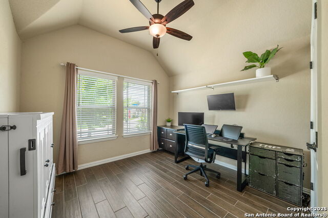 Image 23 of 38 For 8523 Tulocay Blanca