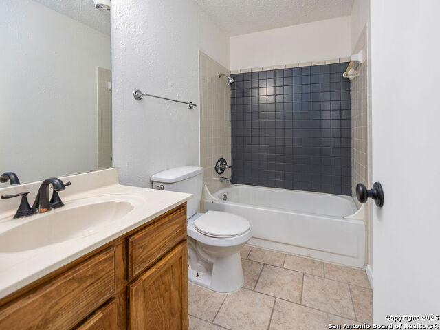 Image 19 of 20 For 8420 Echo Creek