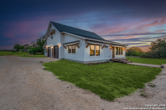 Details for 841 Postert  , Floresville, TX 78114