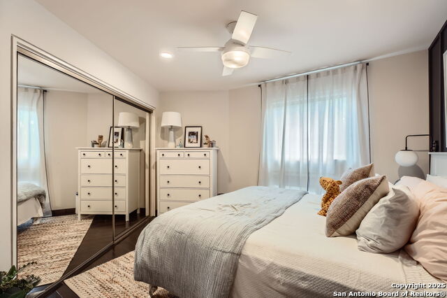 Image 26 of 34 For 13819 Crown Bluff