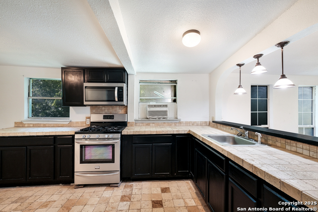 Image 10 of 35 For 4311 Howard St