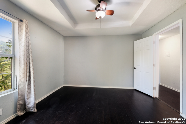 Image 16 of 35 For 4311 Howard St