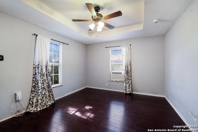 Image 6 of 35 For 4311 Howard St