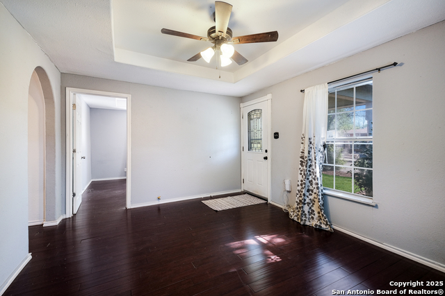 Image 7 of 35 For 4311 Howard St