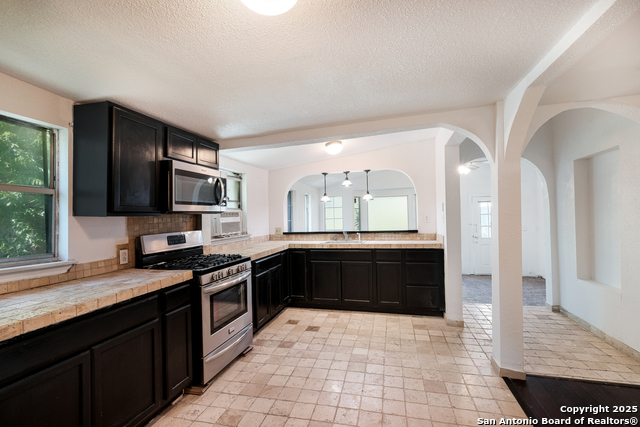 Image 9 of 35 For 4311 Howard St