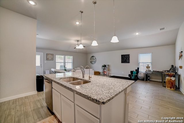 Image 16 of 35 For 2051 Rowan Way