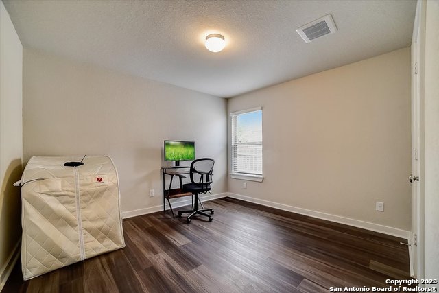 Image 17 of 35 For 2051 Rowan Way