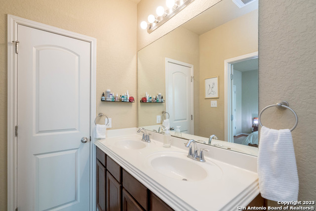 Image 21 of 35 For 7230 Summer Way