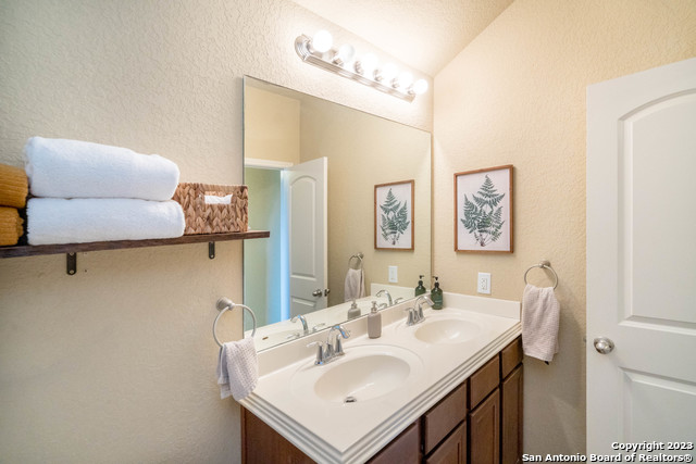 Image 26 of 35 For 7230 Summer Way