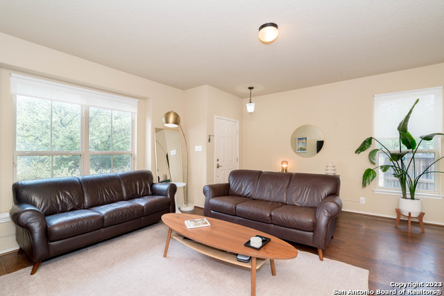 Image 4 of 35 For 7230 Summer Way