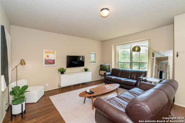 Image 5 of 35 For 7230 Summer Way