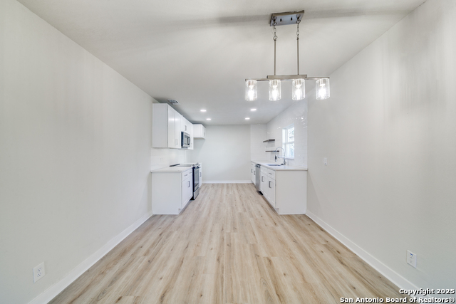 Image 8 of 25 For 1414 Burleson