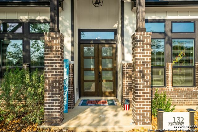 Image 4 of 63 For 132 Ash Parkway