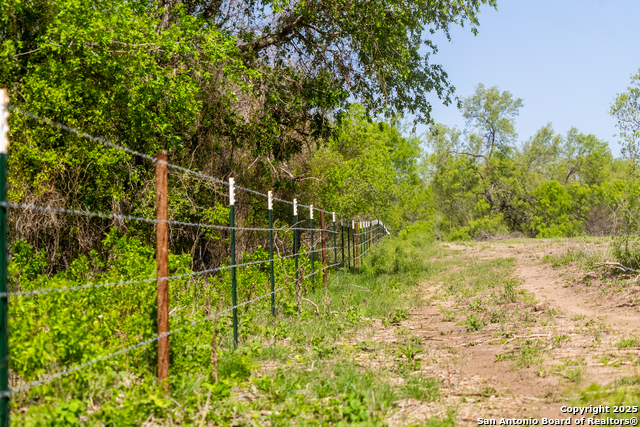 Image 26 of 60 For 000 Fm 1581  