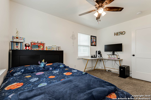 Image 18 of 26 For 5107 Clark  