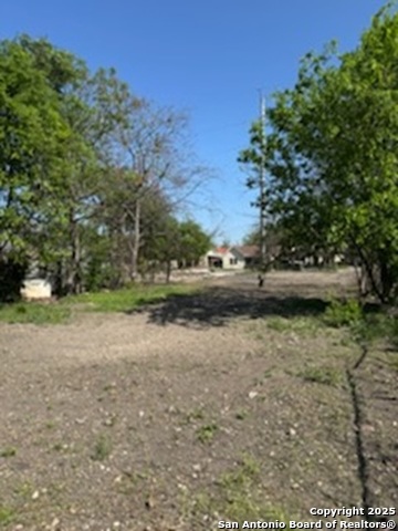 Image 4 of 7 For 314 Lamar  