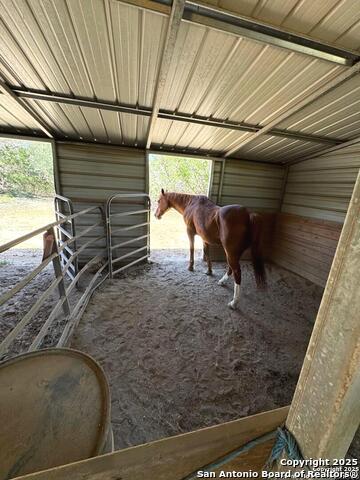 Image 18 of 42 For 2485 Bump Gate